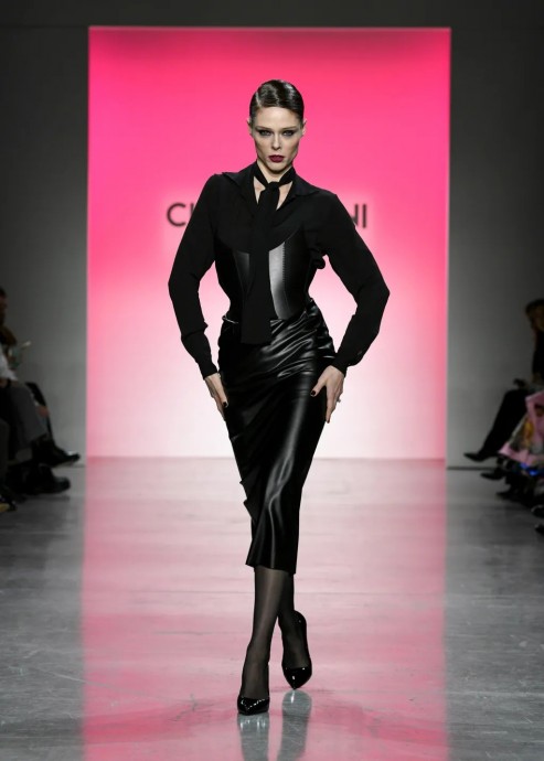 Коллекция Chiara Boni La Petite Robe Ready-To-Wear Осень-Зима 2023