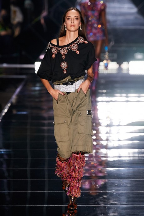 Коллекция Dolce & Gabbana Ready-To-Wear Весна-Лето 2022 Коллекция Dolce & Gabbana Ready-To-Wear Весна-Лето 2022