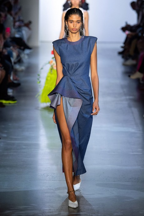 Модели коллекции Prabal Gurung