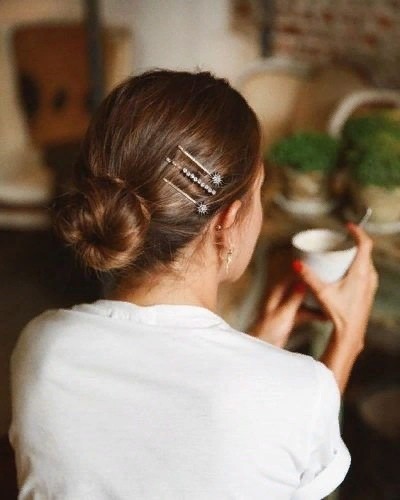 5 классных вариантов, как обыграть обычный низкий пучок 5 классных вариантов, как обыграть обычный низкий пучок