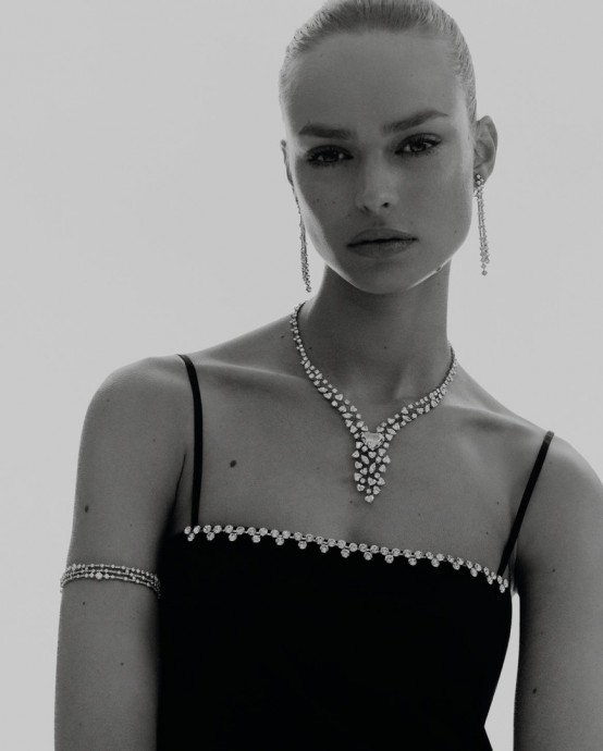 Биргит Кос (Birgit Kos) появилась в летнем выпуске Vogue Paris Биргит Кос (Birgit Kos) появилась в летнем выпуске Vogue Paris