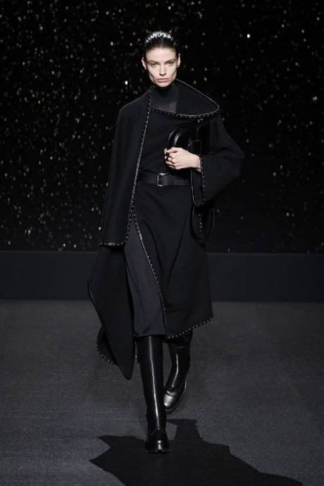 Коллекция Hermès Ready-To-Wear Fall/Winter 2024 Paris Коллекция Hermès Ready-To-Wear Fall/Winter 2024 Paris