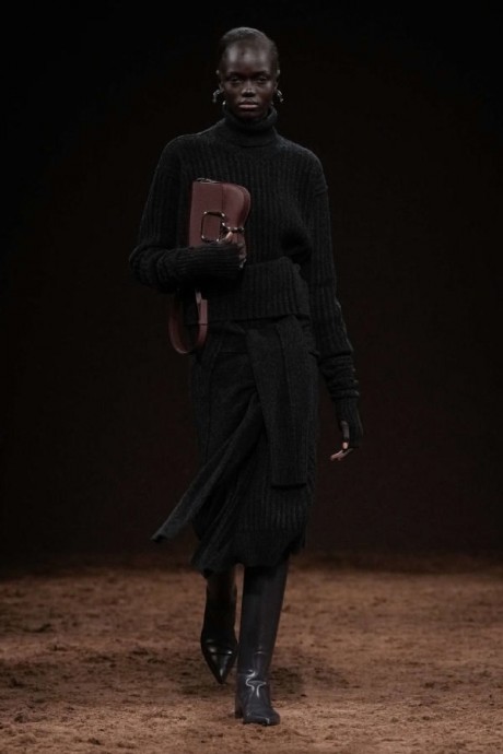 Коллекция Hermès Ready-To-Wear Осень-Зима 2025-2026