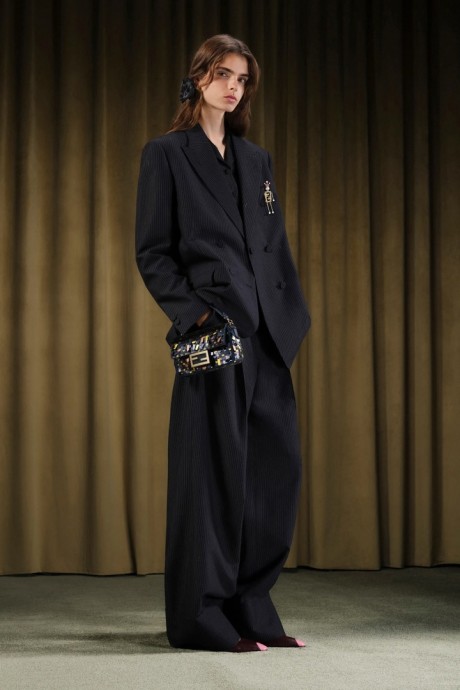 Высокая мода Fendi Resort 2026
