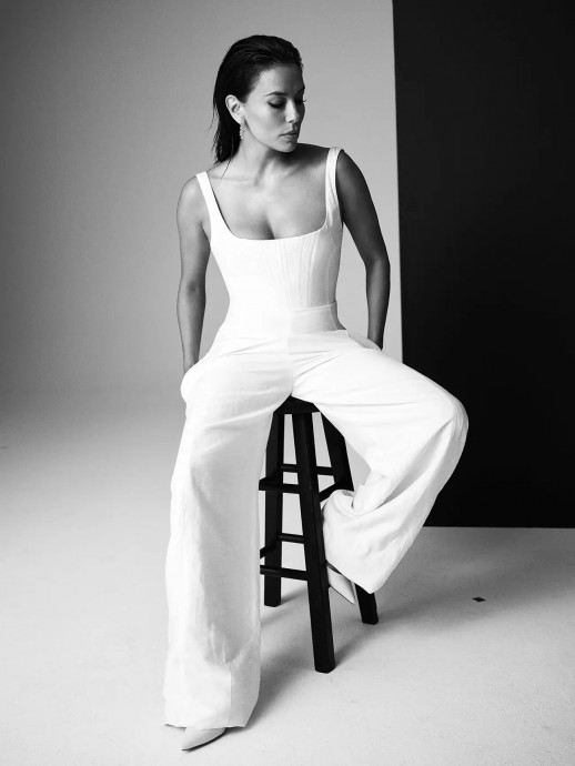 Ева Лонгория (Eva Longoria) в фотосессии для журнала Elle US (2024)