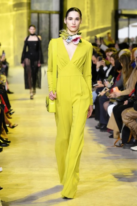Коллекция Elie Saab Ready-To-Wear Осень-Зима 2023-2024 Коллекция Elie Saab Ready-To-Wear Осень-Зима 2023-2024