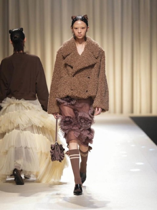 Коллекция Viviano Ready-To-Wear Осень-Зима 2025-2026
