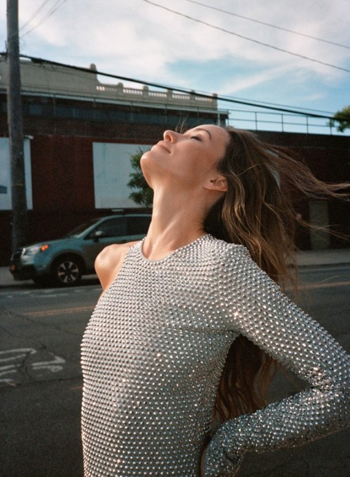 Оливия Уайлд (Olivia Wilde) в фотосессии для журнала ELLE US (2022) Оливия Уайлд (Olivia Wilde) в фотосессии для журнала ELLE US (2022)