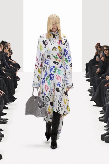 Balenciaga Ready-To-Wear Весна-Лето 2022