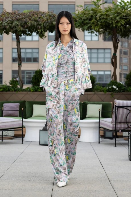 Коллекция Cinq à Sept Ready-To-Wear Весна-Лето 2024