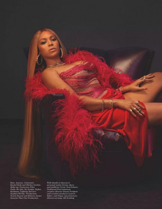 Бейонсе (Beyoncé) в фотосессии для журнала Vogue UK