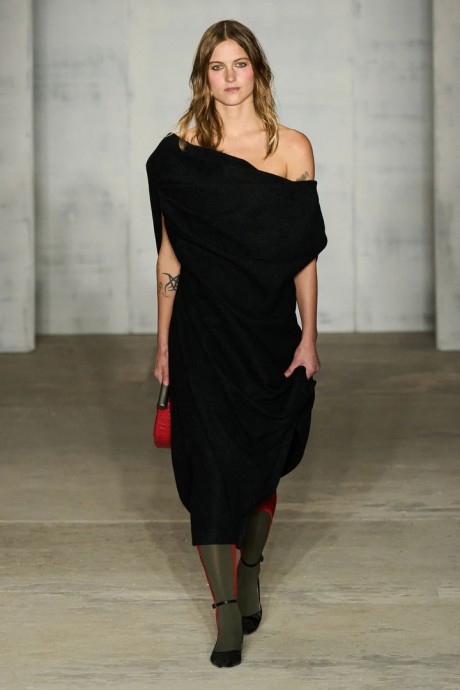 Коллекция Puppets and Puppets Fall 2024 Ready-to-Wear Коллекция Puppets and Puppets Fall 2024 Ready-to-Wear