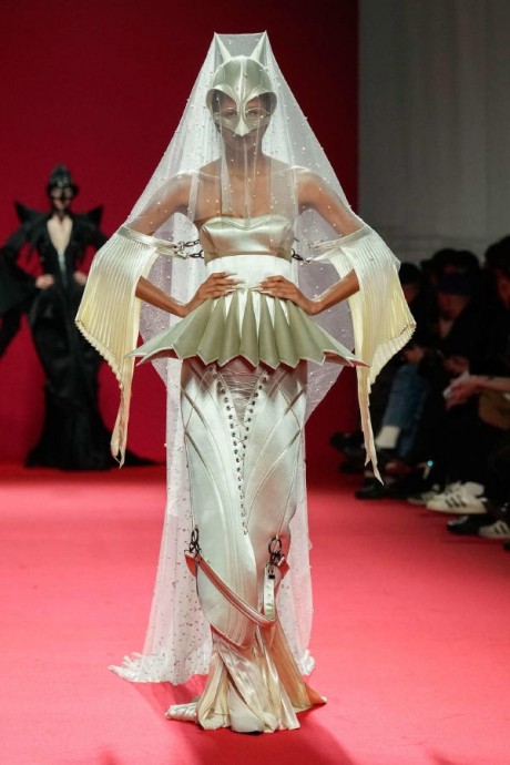 Коллекция Robert Wun Haute Couture Весна-Лето 2024