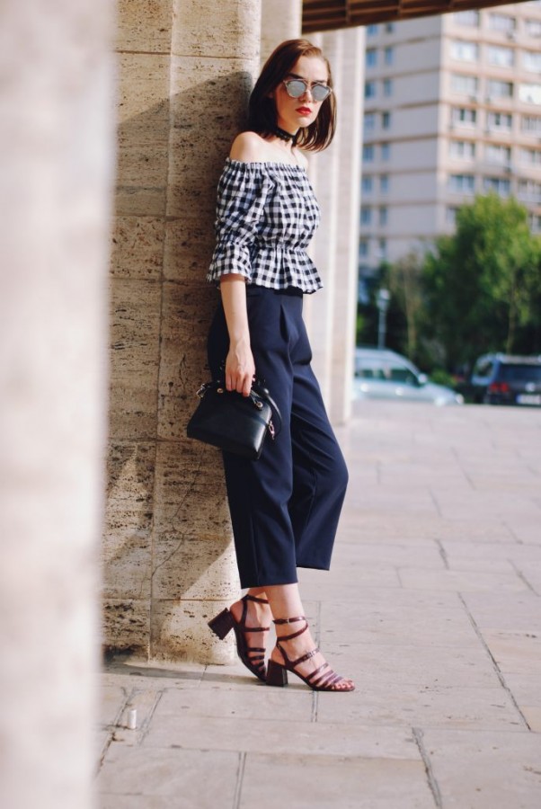 Look! Andreea Birsan Look! Andreea Birsan