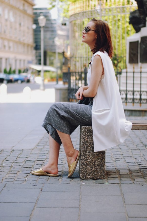Look! Andreea Birsan Look! Andreea Birsan