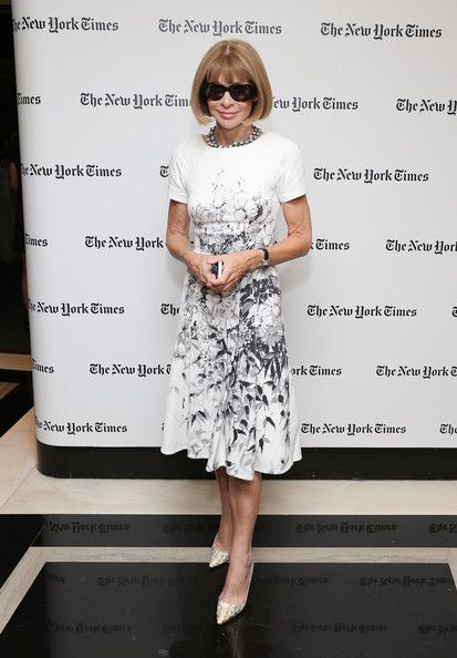 Look! Anna Wintour Look! Anna Wintour