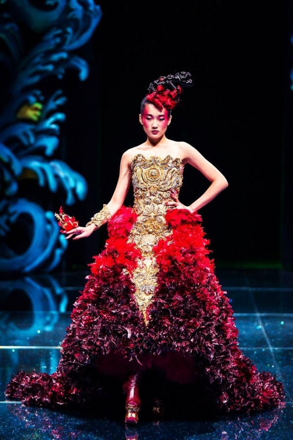 GUO PEI Fashion Shows. part 1