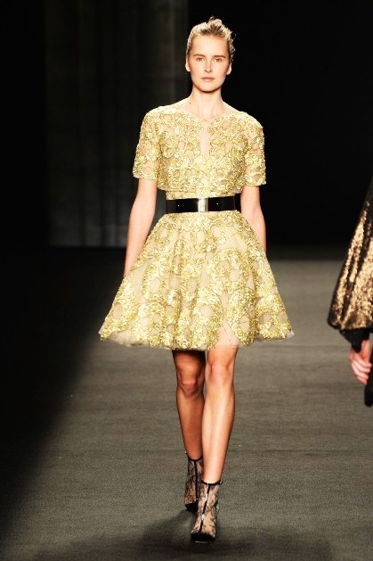 Monique Lhuillier Mercedes-Benz Fashion Week Fall 2014 Monique Lhuillier Mercedes-Benz Fashion Week Fall 2014