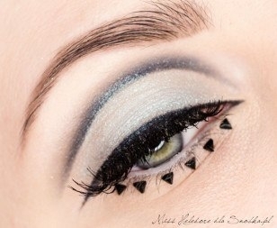Макияж в стиле Twiggy Макияж в стиле Twiggy