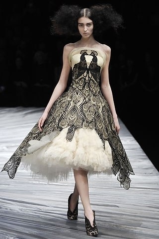 Alexander McQueen Fall 2008 Ready-to-Wear.