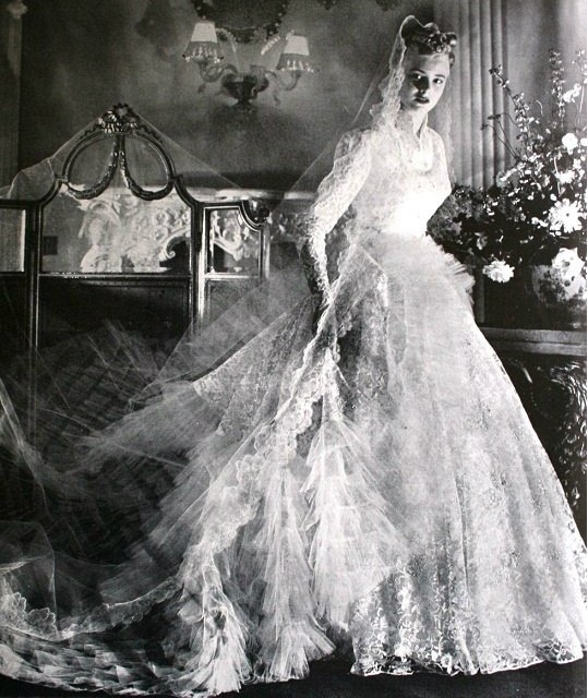 Невесты 1950-х годов.