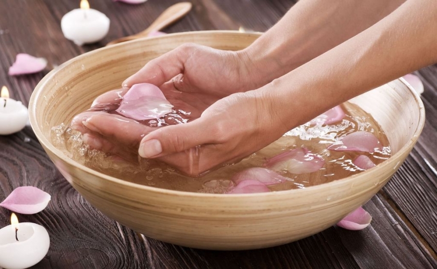 Как укрепить ногти в домашних условиях, рецепты ванночек для ногтей и их применение.