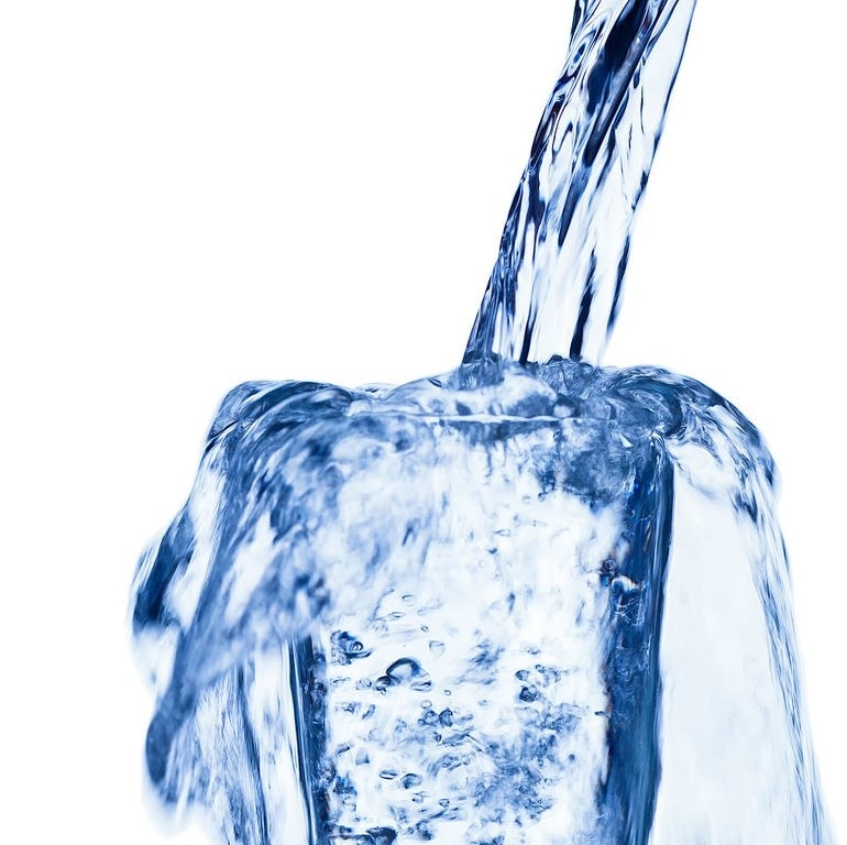 Минеральная вода в beauty целях Минеральная вода в beauty целях