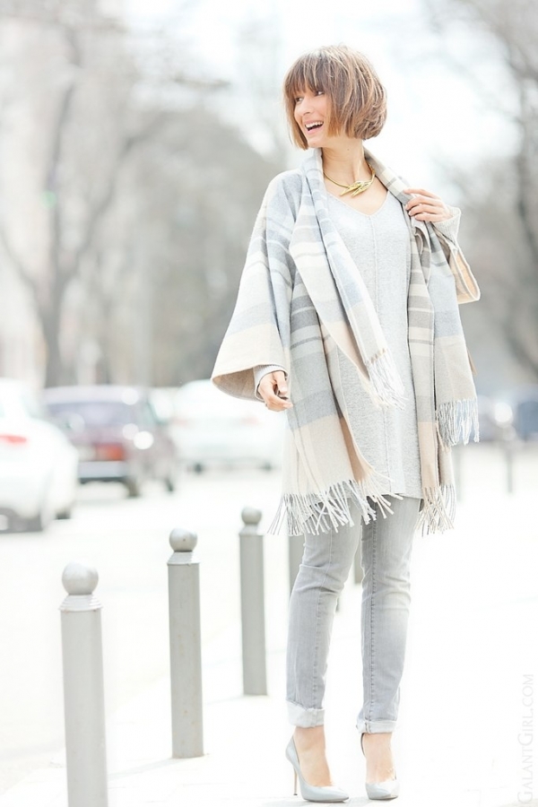 Замечательный образ в нежно-серых тонах от fashion-блоггера Елены Галант.