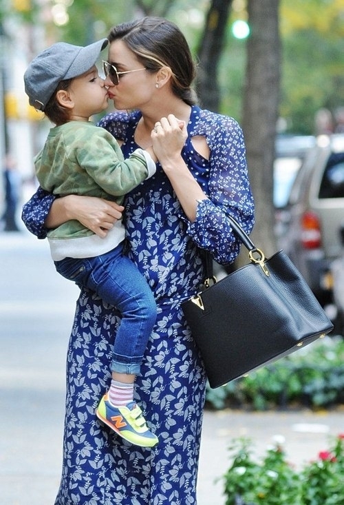 Street style. Street style.
