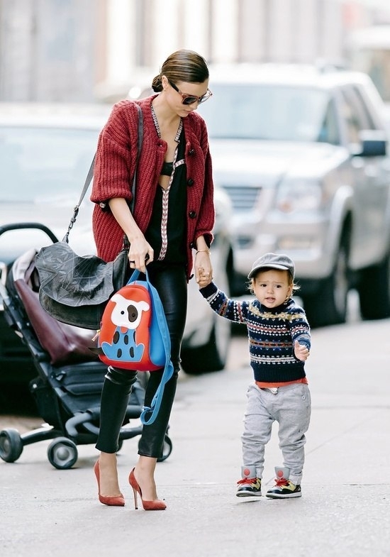 Street style. Street style.