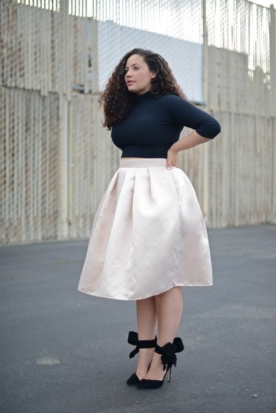 Вот такая аппетитная модница. Fashion- блогер - Tanesha Awasthi Вот такая аппетитная модница. Fashion- блогер - Tanesha Awasthi