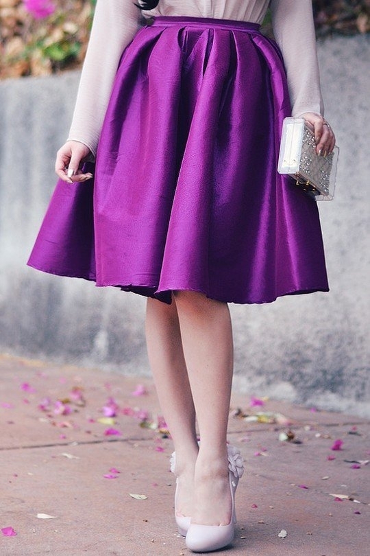 Юбки миди в фиолетовом цвете