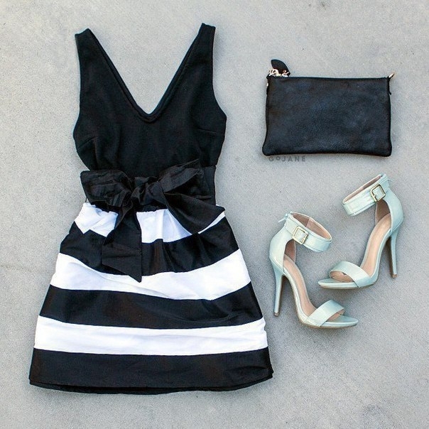Black & White Black & White