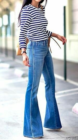 Расклешеные джинсы - мода возвращается