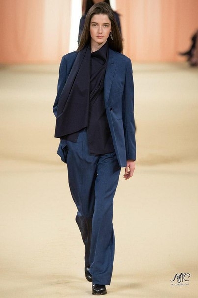 Hermès. Hermès.