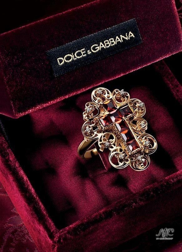 Роскошные украшения от DOLCE&GABBANA